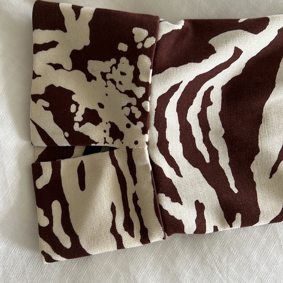 DIANE VON FURSTENBERG Julian Wrap Dress - Picture 9 of 10